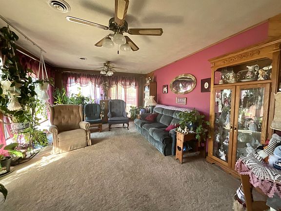 4th image of 2621 Cedarberry Rd.