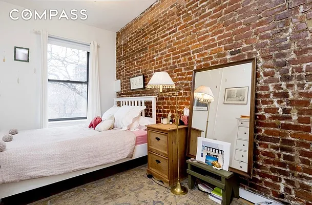 Rented by Compass | media 14