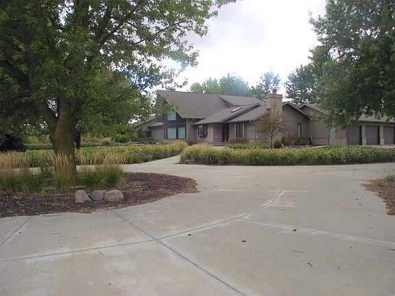 3rd image of 6111 W Omaha Ave