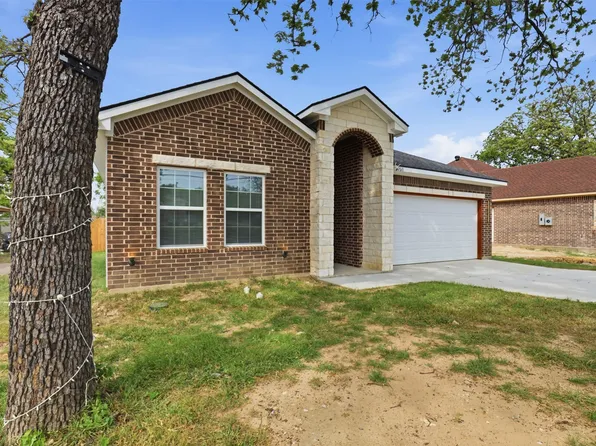 2611 Hunting Dr, Fort Worth, TX 76119