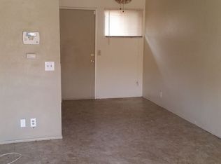 1250 W Latham Ave APT 3, Hemet, CA 92543