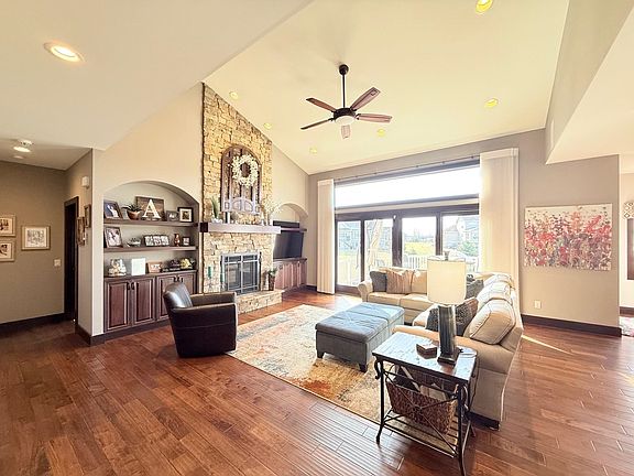 3rd image of 6712 Florance Ruth Ln