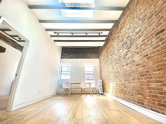 3rd image of 574 Atlantic Ave APT 4