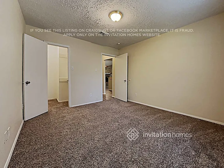 4226 Burkegate Dr — Photo 14
