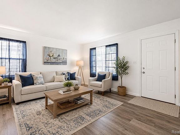 4th image of 12497 Prospect Ave