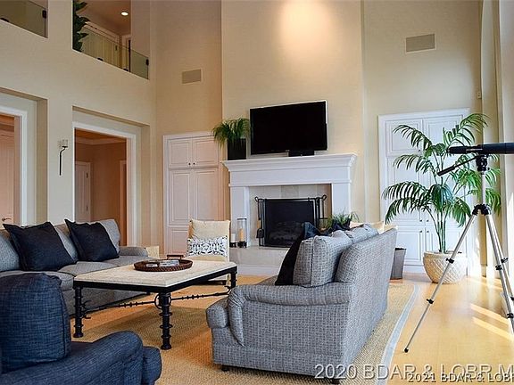 5th image of 642 Cedar Crest Dr