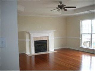 5th image of 620 Ventana Dr