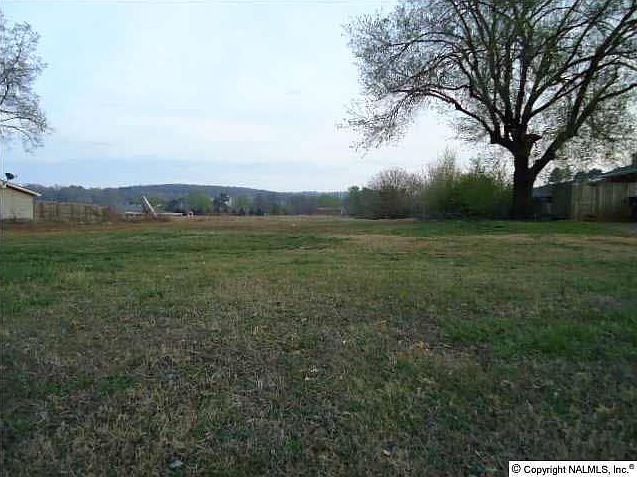 2nd image of 7627 Highway 72 W