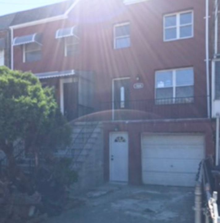 1st image of 1838 Schieffelin Ave