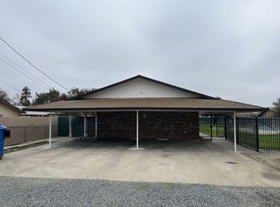 1476 N Cobb St APT 2, Porterville, CA 93257