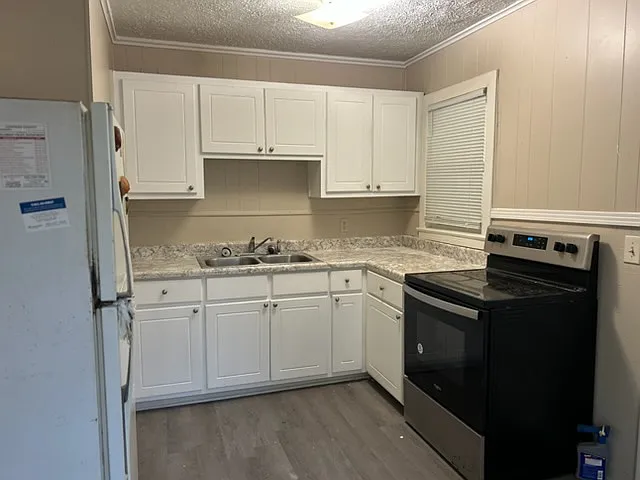 2 bed, 807 sqft, $900 — Photo 2