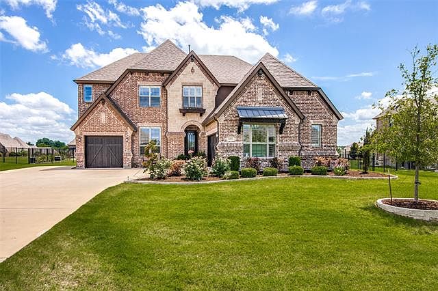1st image of 601 Limmerhill Dr