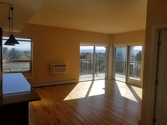 2nd image of 1150 N Vine St #1002