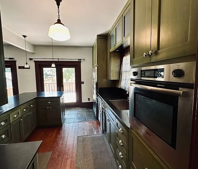 588 Marsh Ave — Photo 20