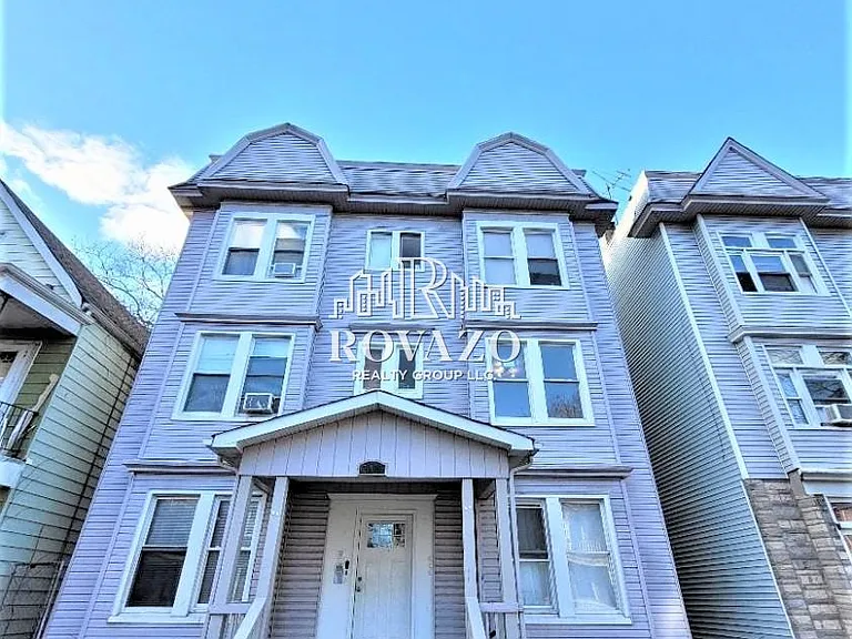 249 Amherst St #1R — Photo 8