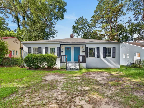 1131 E 53rd St, Savannah, GA 31404