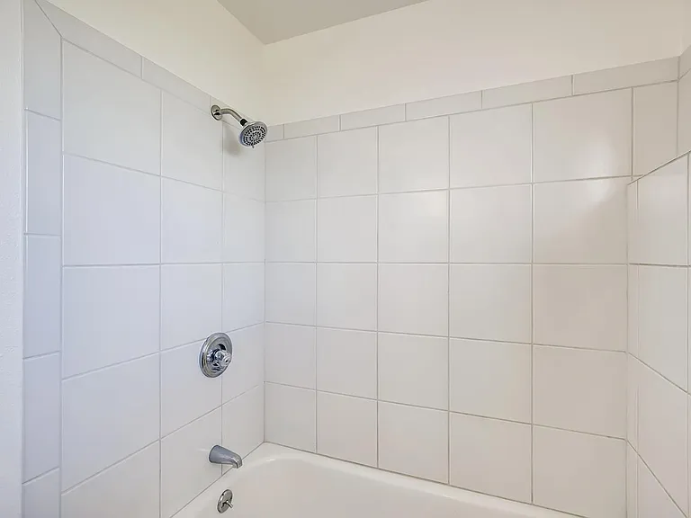 Upstairs full bath