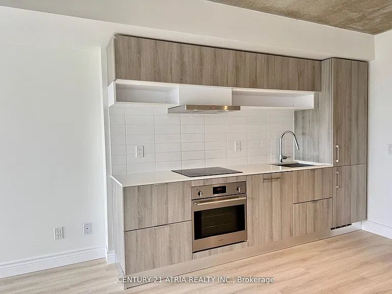 8 Hillsdale Ave E #731 — Photo 5