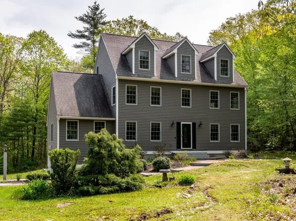 47 Blue Hills Drive, Rochester, NH 03839