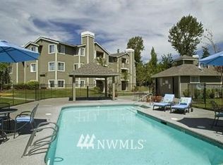 1848 S 284th Lane J201, Federal Way, WA 98003