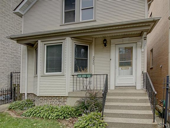 2nd image of 3050 N Oakley Ave