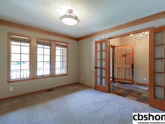 4th image of 5216 Woodlane Dr