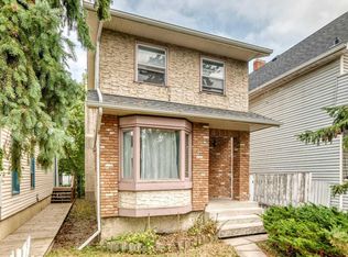 454 20th Ave NW, Calgary, AB T2M1C4