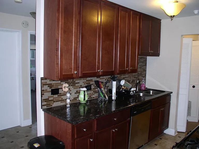 50 W 65th St #2 — Photo 4