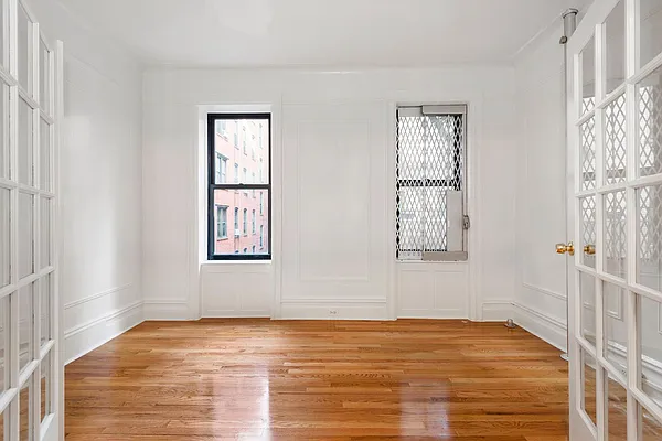 Rented by Compass | media 11