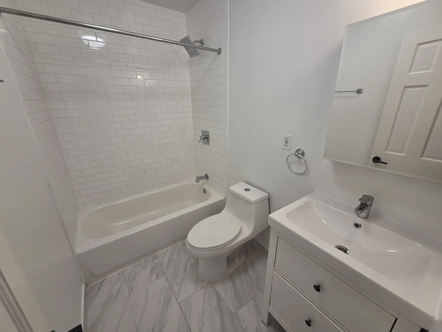 1 bed, 750 sqft, $2,850 — Photo 4