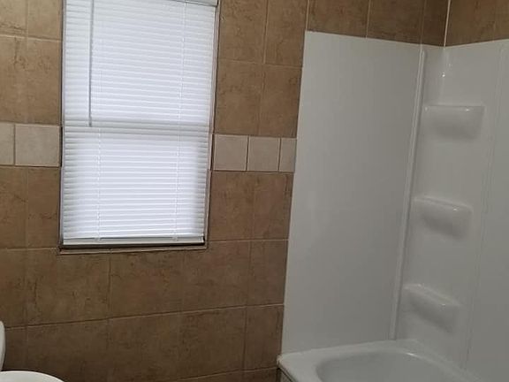 5th image of 3246 N Colorado Ave