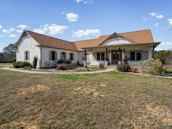 12041 Hazard Rd, Oakboro, NC 28129