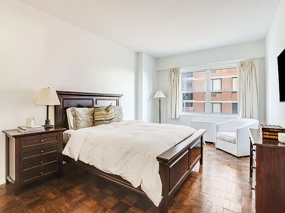 5th image of 60 E 8th St APT 22B