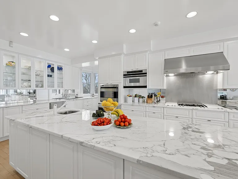 145 Olivers Cove Ln — Photo 22