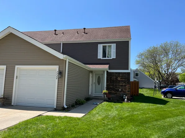 7728 Bolton Way, Hanover Park, IL 60133