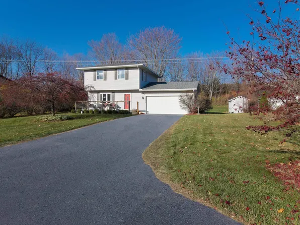 10555 Center Rd, Traverse City, MI 49686