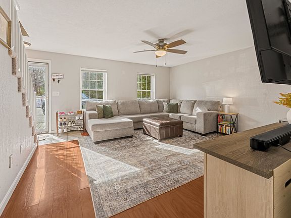 2nd image of 23 Tanglewood Drive