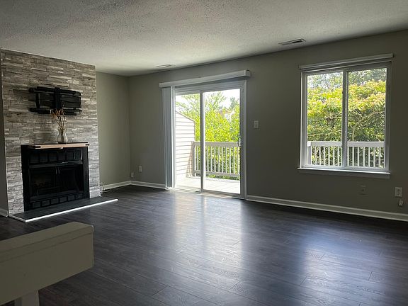 2nd image of 3826 Chimney Creek Dr