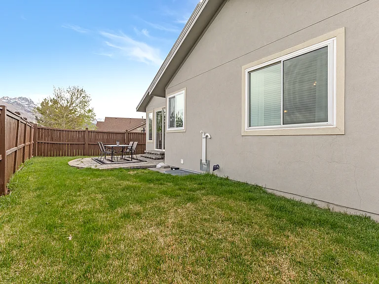 1873 E Oak Bend Dr — Photo 40