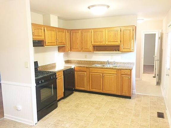 4th image of 3526 Pixley Ct