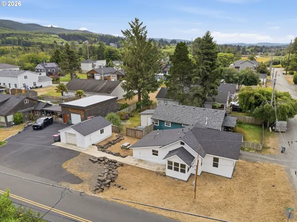 1325 12th Ave, Seaside, OR 97138