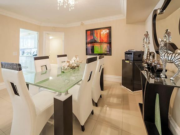 5th image of 16711 Collins Ave Unit 304