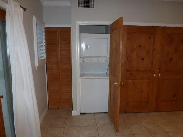 211C S Meadowlark St — Photo 12
