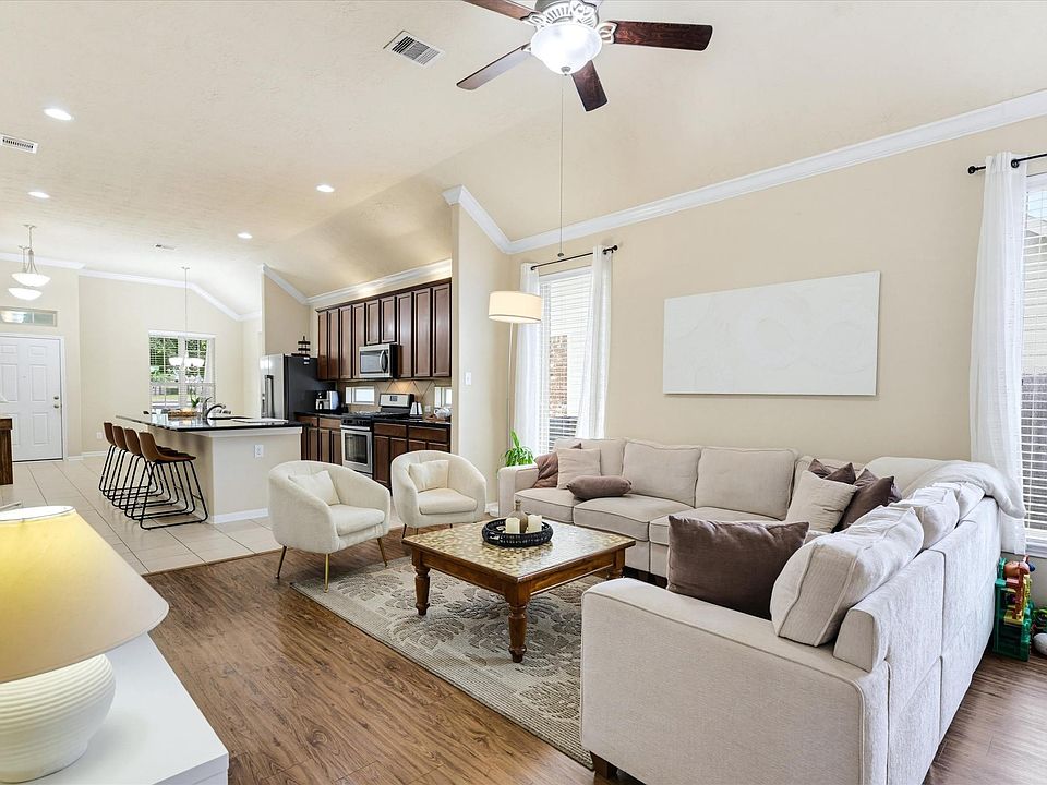 1st image of 3814 Raintree Village Dr