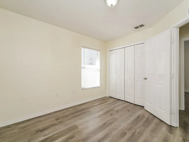 7172 Summit Dr — Photo 14