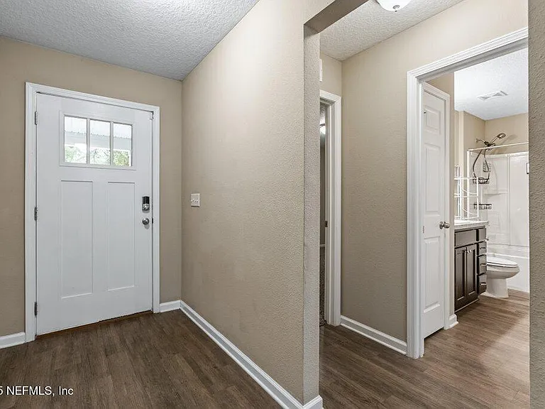 2235 Bayview Rd — Photo 5