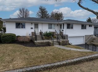 24-26 Robert St, New Bedford, MA 02740