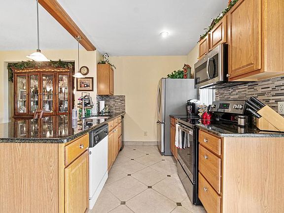 5th image of 205 SE 1st Cir #7A