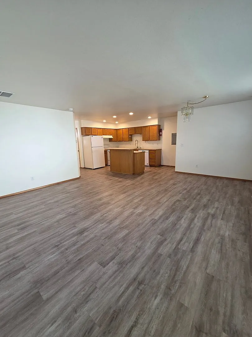 1404skyl — Photo 4