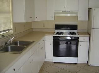 8 Sapphire Rd, Ocala, FL 34472